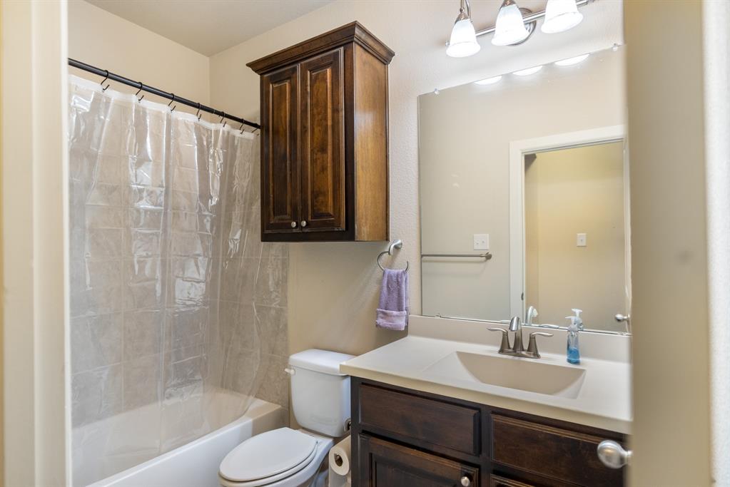 3914 Plum Vista Place Property Photo 25
