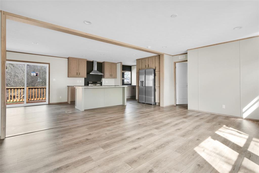 629 Cr-167 Street Property Photo 4