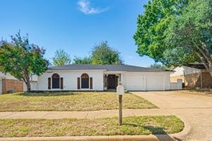 769 Charlyne Drive Property Photo 1