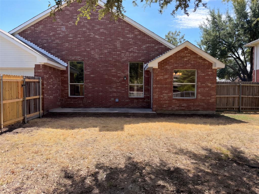 7109 Cottonwood Circle Property Photo 5