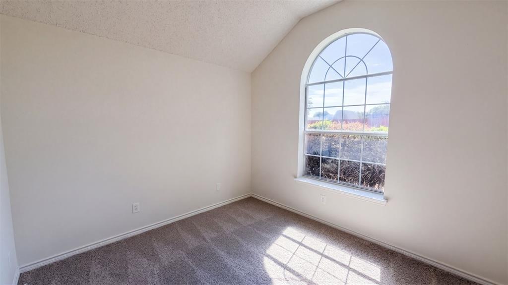 7109 Cottonwood Circle Property Photo 6