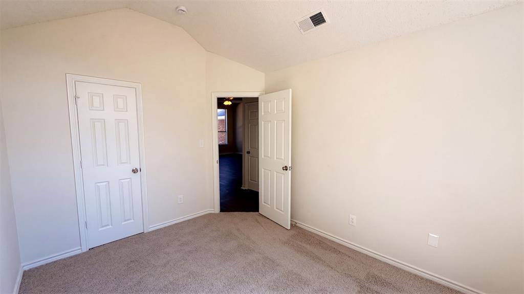 7109 Cottonwood Circle Property Photo 8