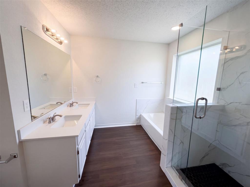 7109 Cottonwood Circle Property Photo 10