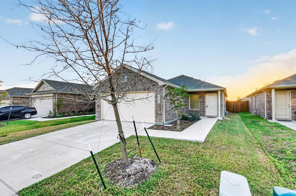 4562 Riverbank Road Property Photo 4