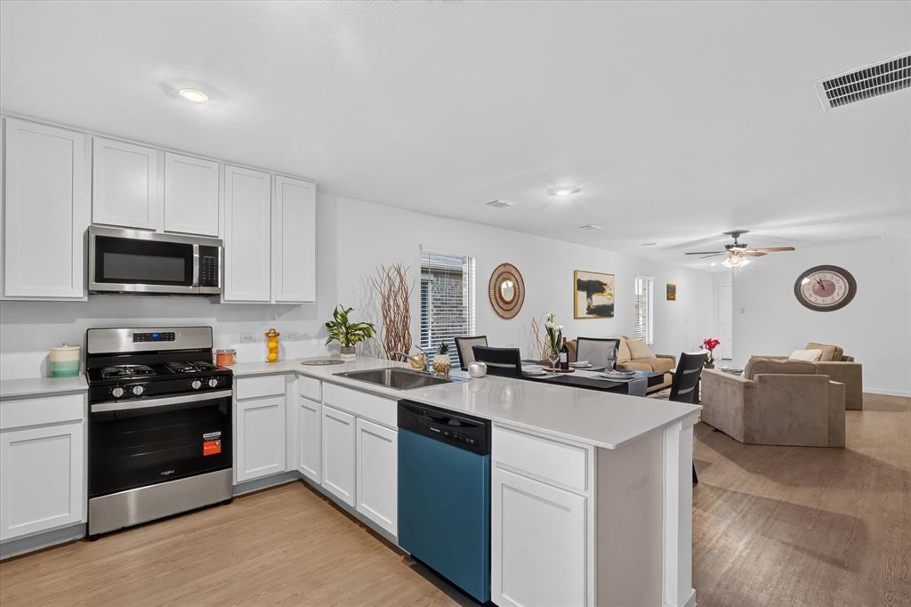 4562 Riverbank Road Property Photo 11