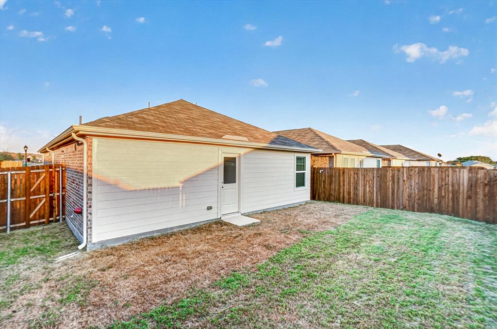4562 Riverbank Road Property Photo 28