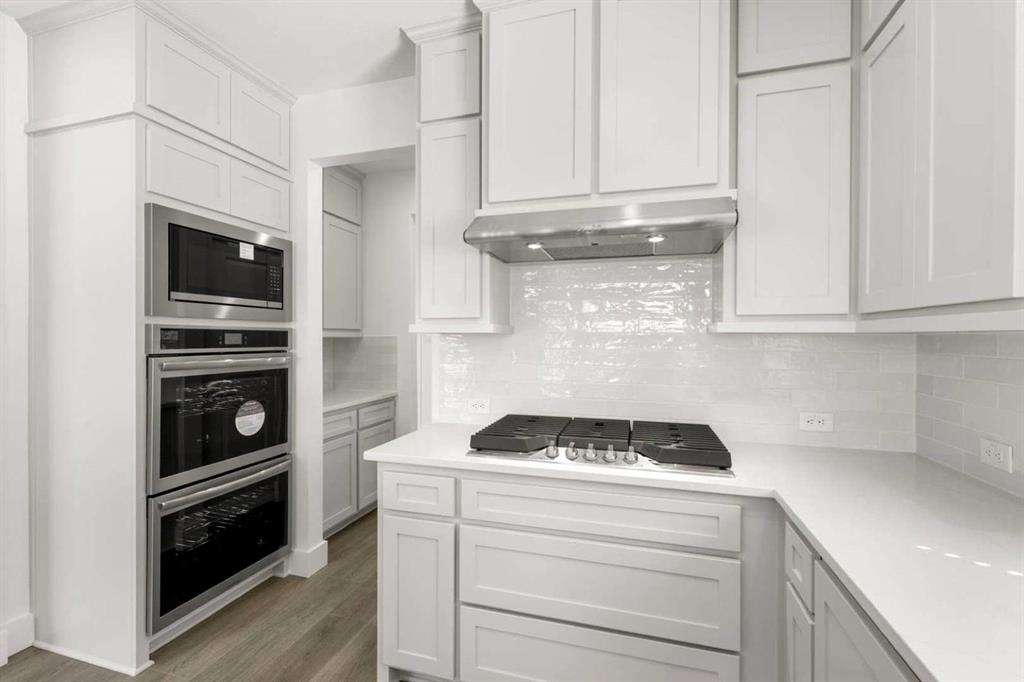 2405 Parkway Avenue Property Photo 18