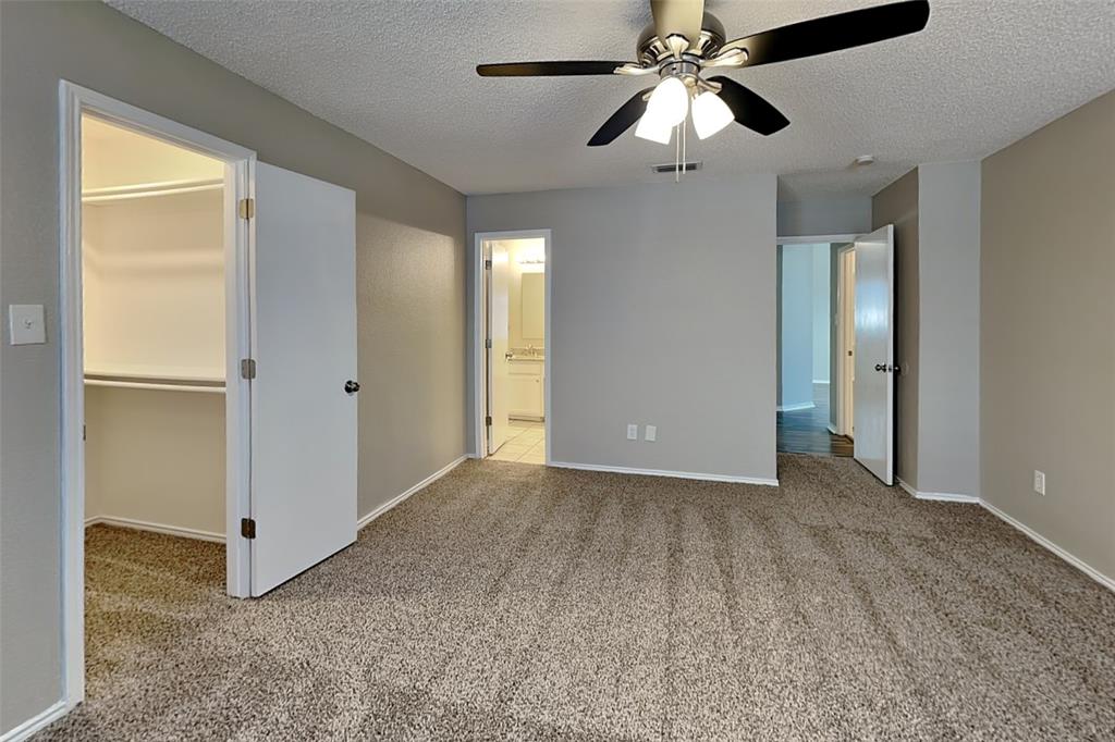 7904 Gardengate Lane Property Photo 7