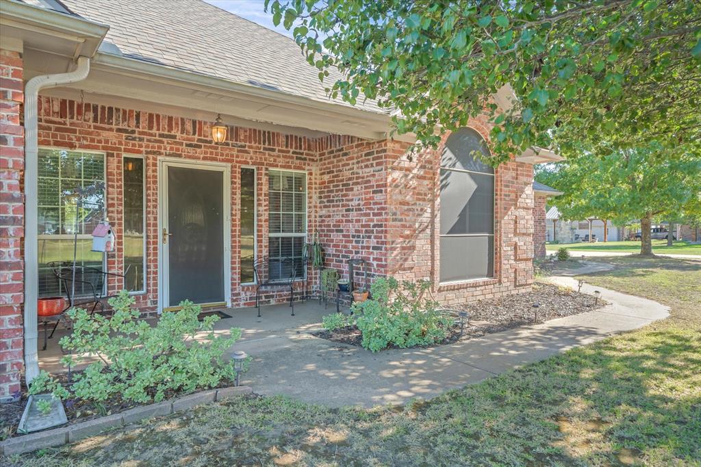 201 Vz County Road 4136 Property Photo 1