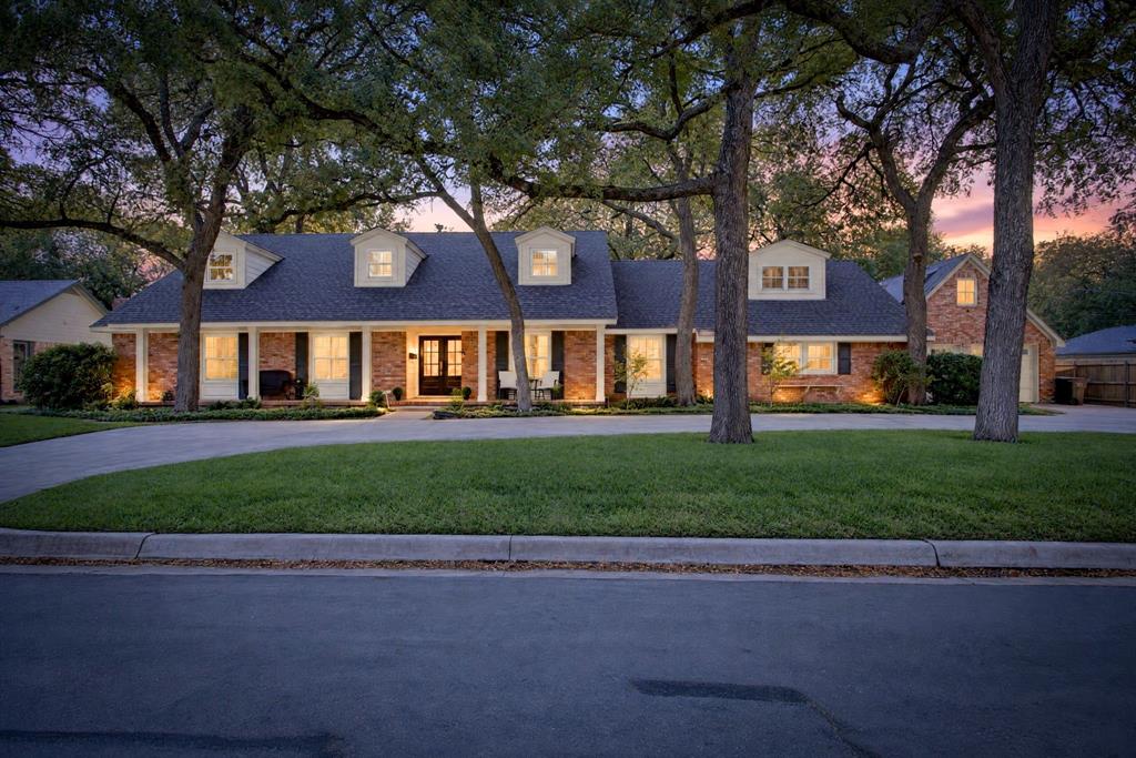 3804 Overton Park Drive Property Photo 1