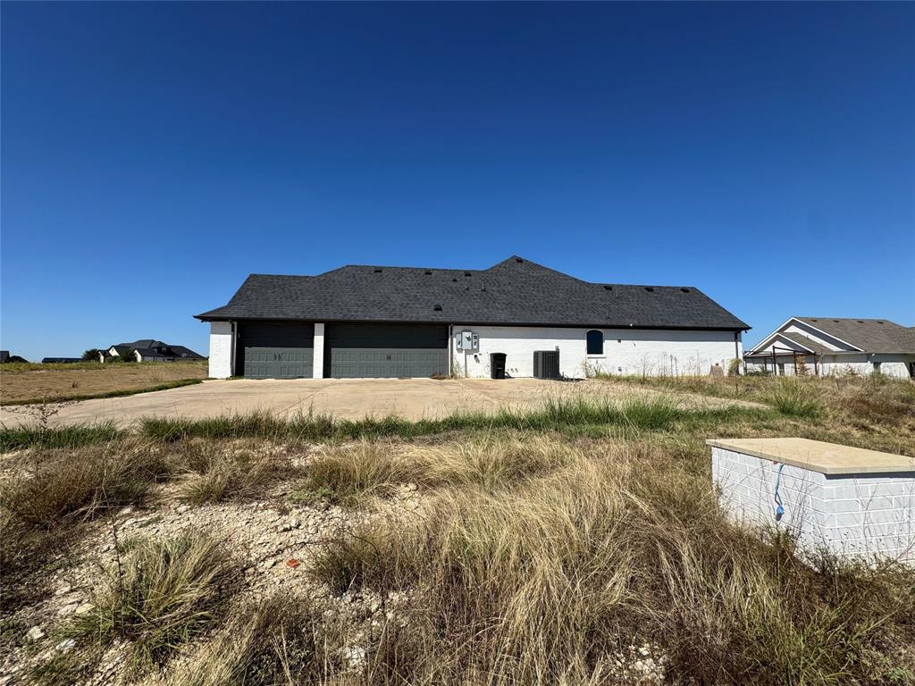 3001 Eagles Court Property Photo 2
