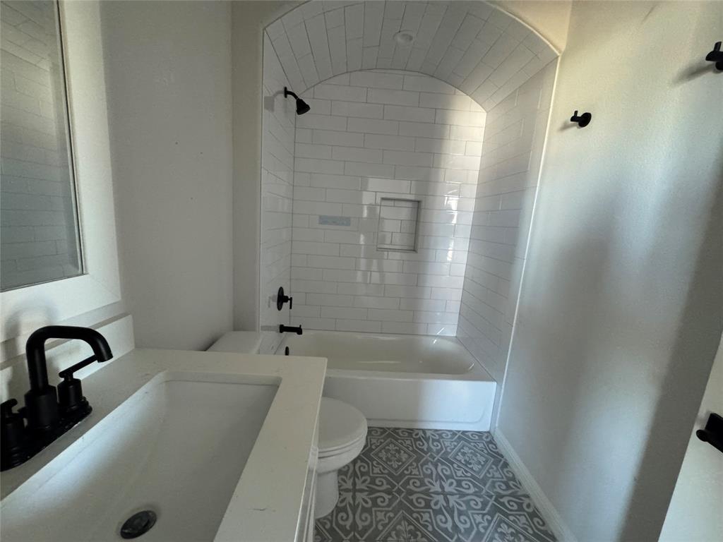 3001 Eagles Court Property Photo 26