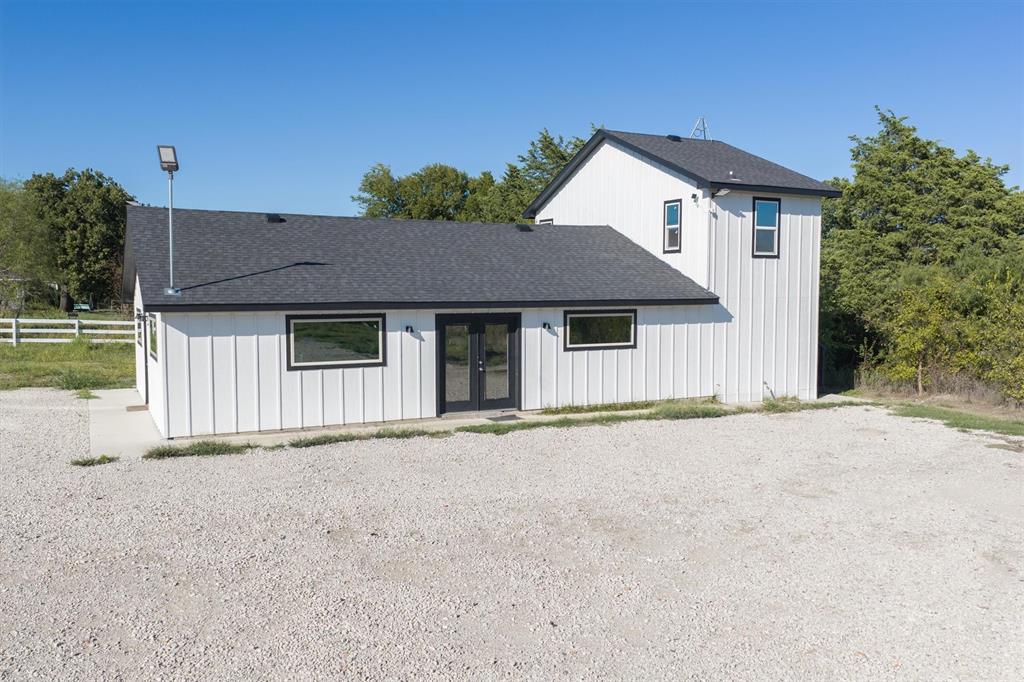 2467 State Highway 78 Property Photo 4