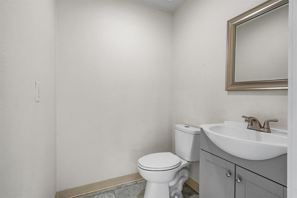 2467 State Highway 78 Property Photo 16