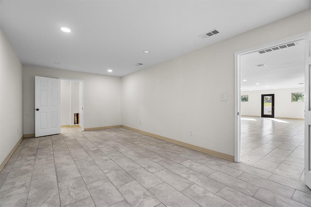 2467 State Highway 78 Property Photo 18