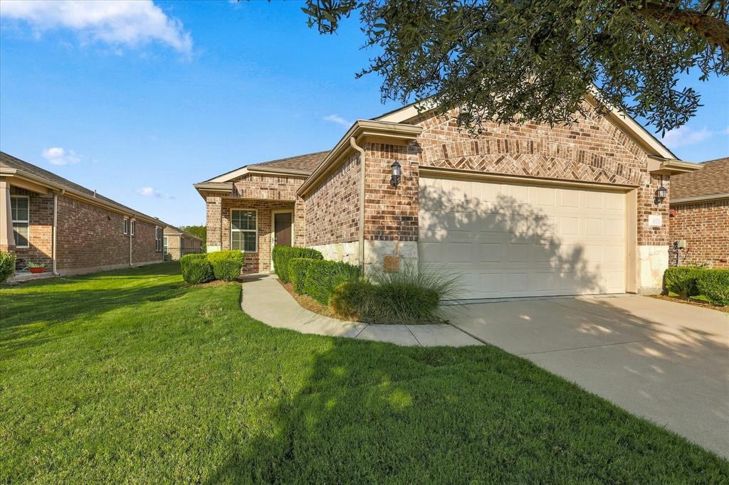 8975 Shore Crest Road Property Photo 1