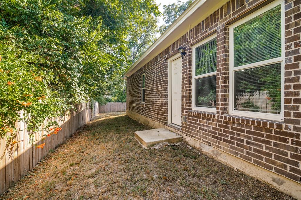 700 E Hickory Street Property Photo 22