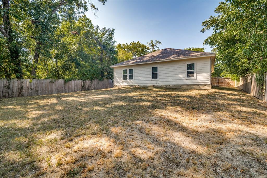700 E Hickory Street Property Photo 23