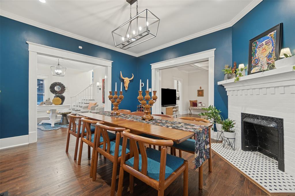 121 S Montclair Avenue Property Photo 10