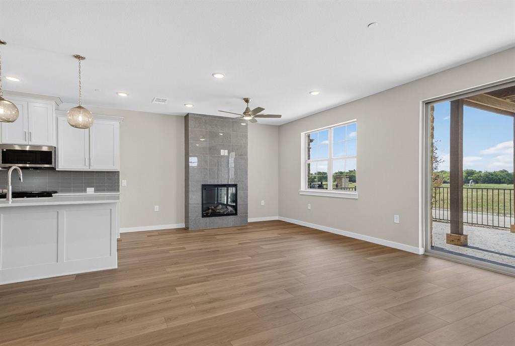 2864 Enfield Property Photo 11
