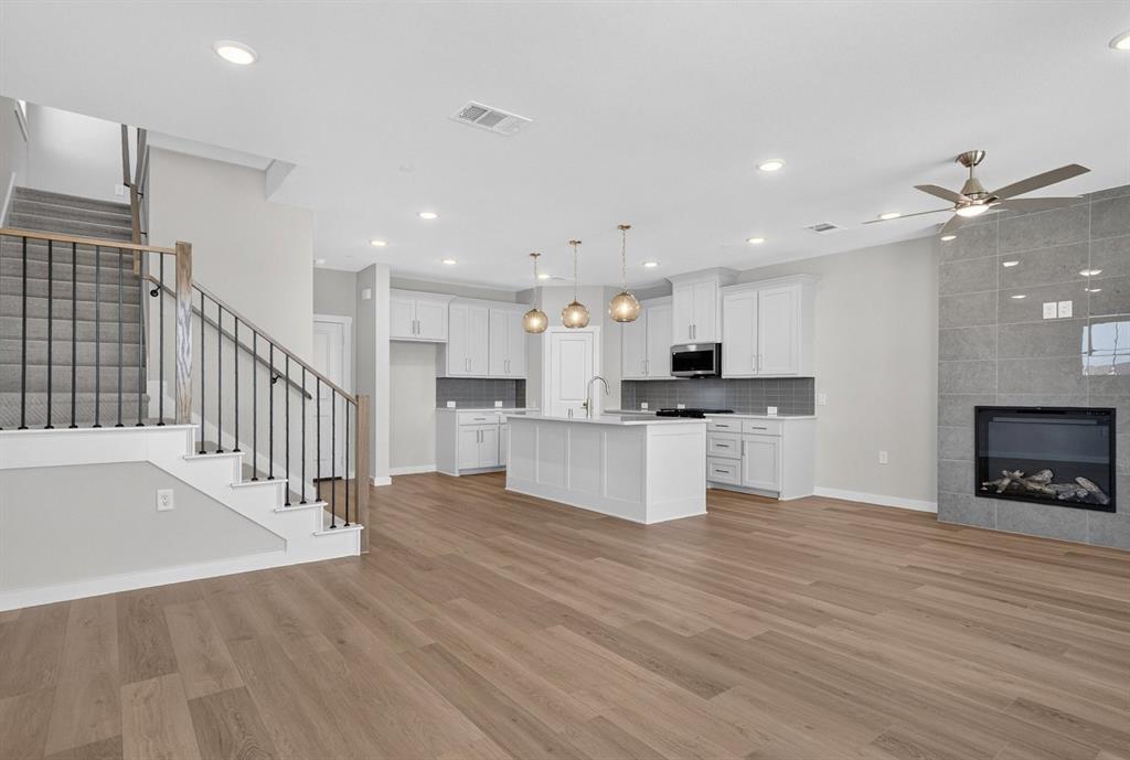 2864 Enfield Property Photo 14