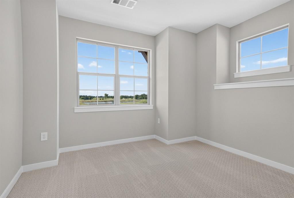 2864 Enfield Property Photo 30