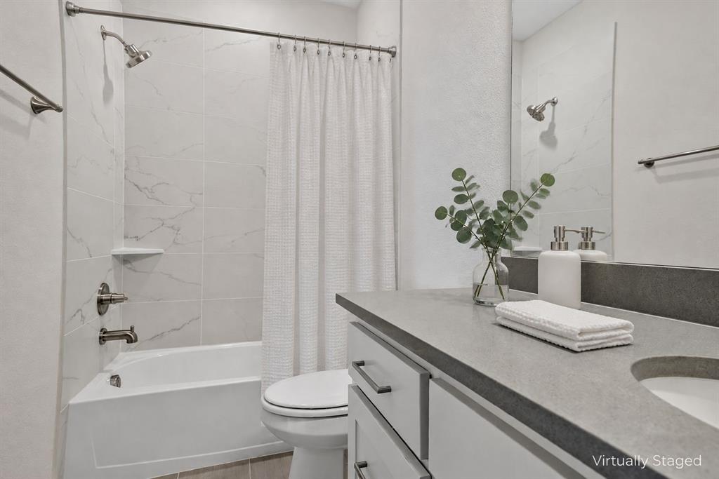 2864 Enfield Property Photo 34