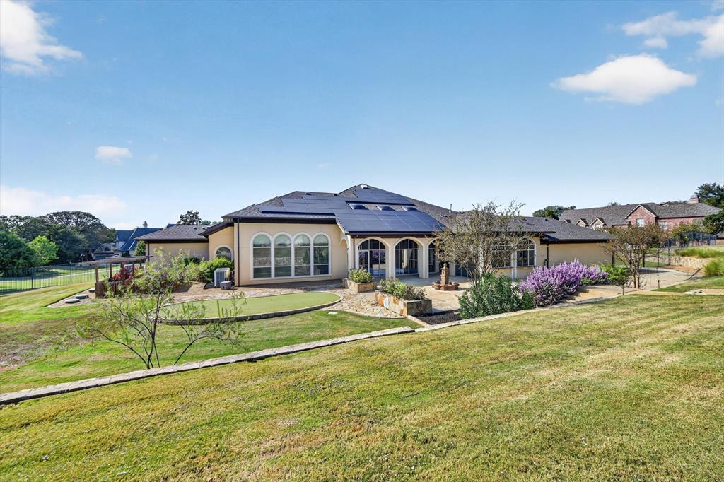 1500 Southfalls Court Property Photo 2