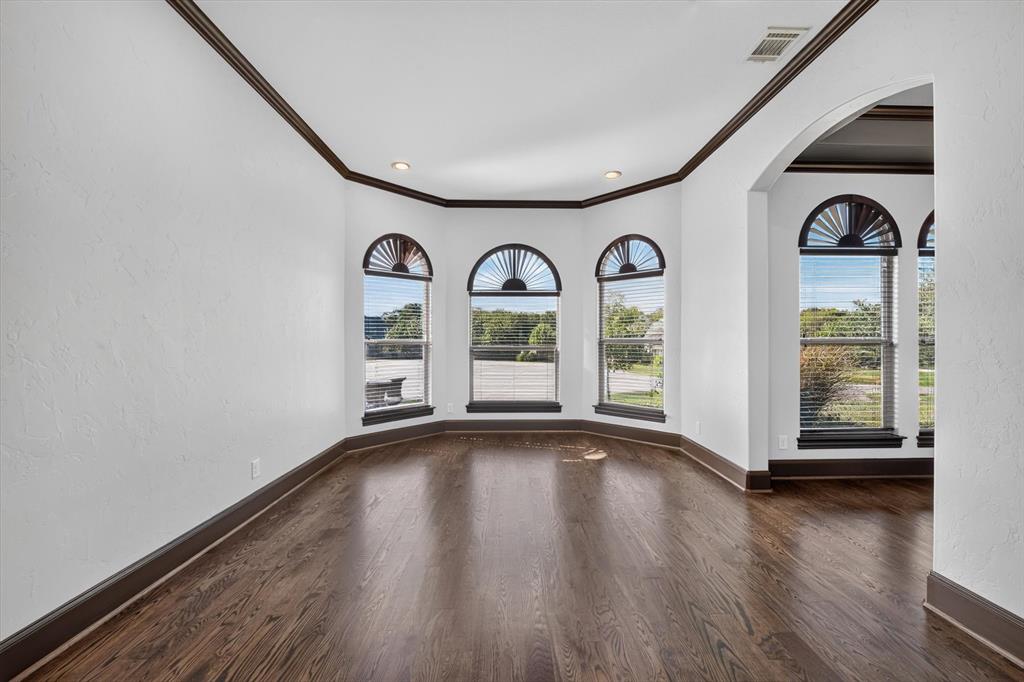 1500 Southfalls Court Property Photo 17