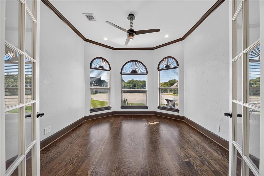1500 Southfalls Court Property Photo 18