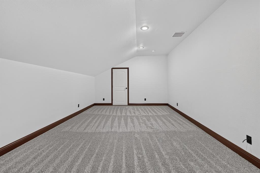 1500 Southfalls Court Property Photo 29