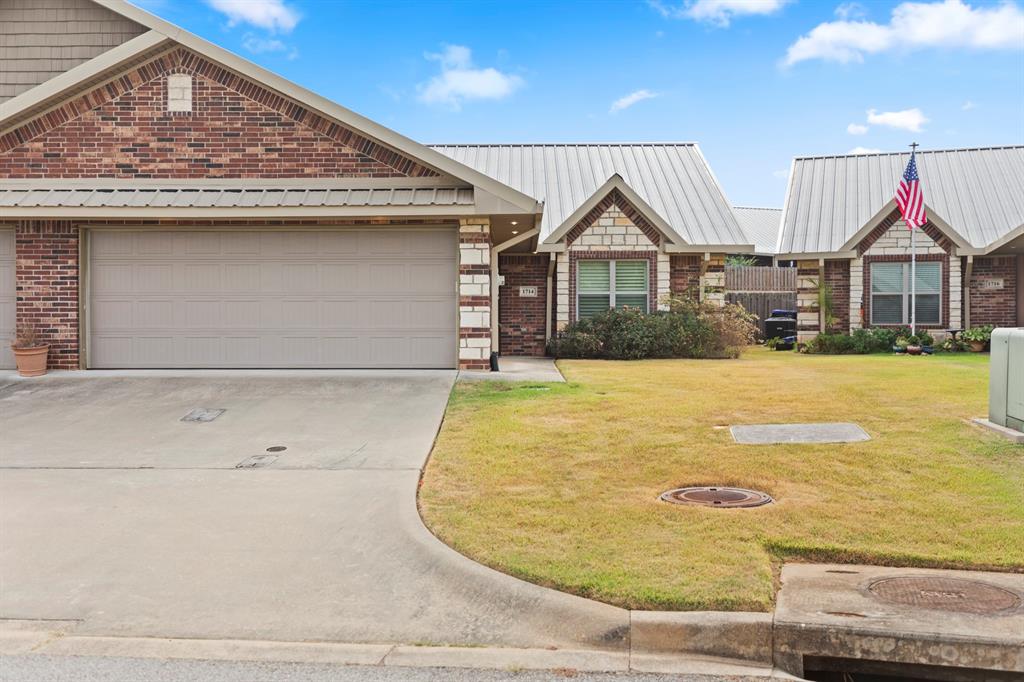 1714 Yosemite Way Property Photo 1