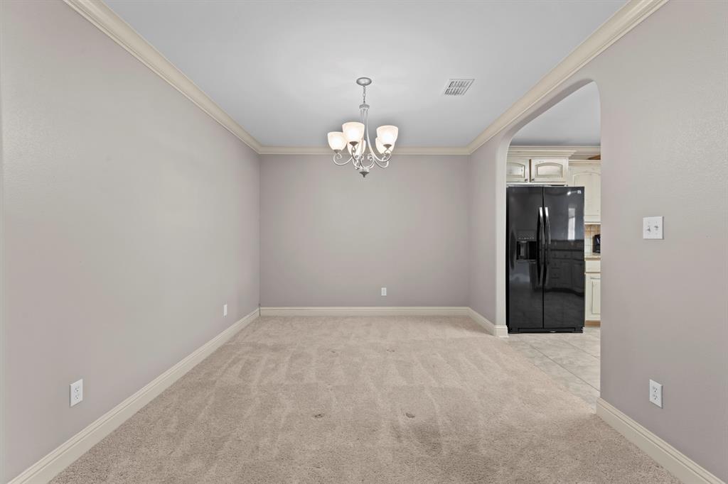 1714 Yosemite Way Property Photo 7