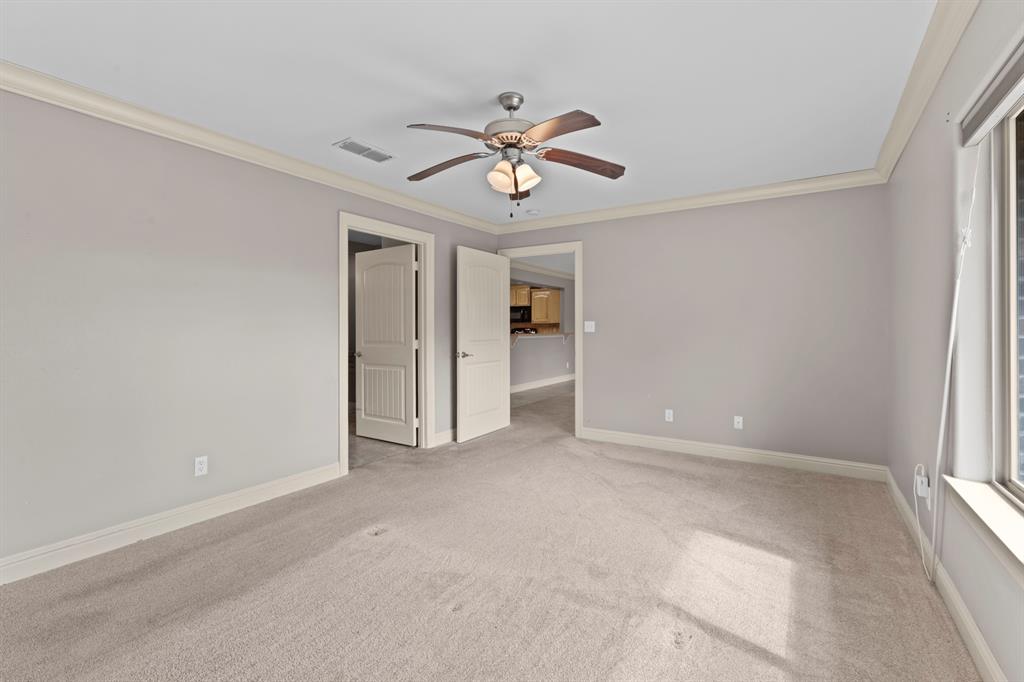 1714 Yosemite Way Property Photo 17