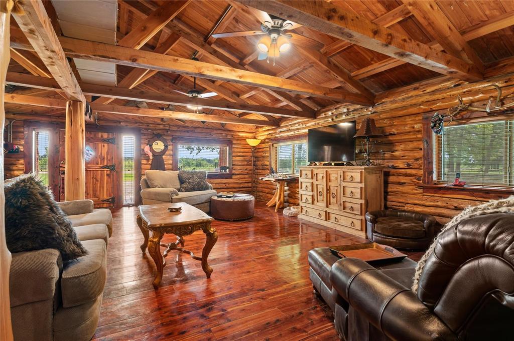 10205 N State Highway 78 Property Photo 1