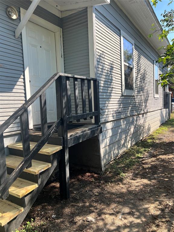 3227 Avenue I Property Photo 16