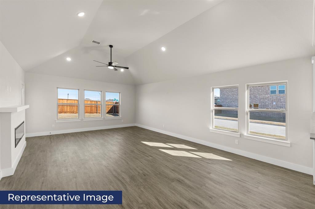 2512 Belmont Road Property Photo 12