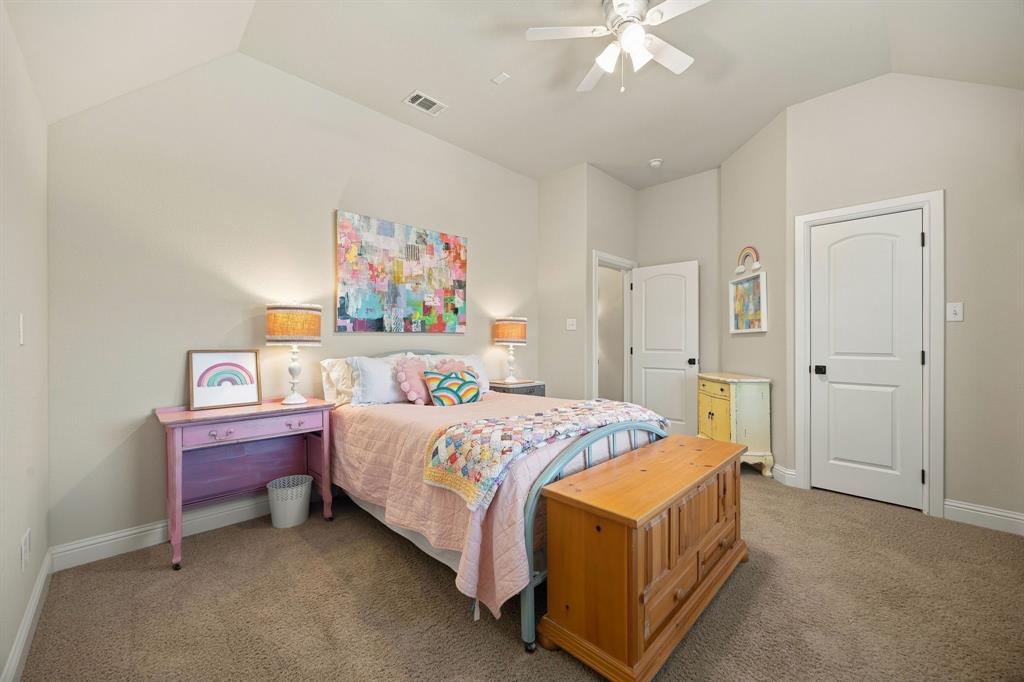 2908 Mountain Creek Drive Property Photo 21