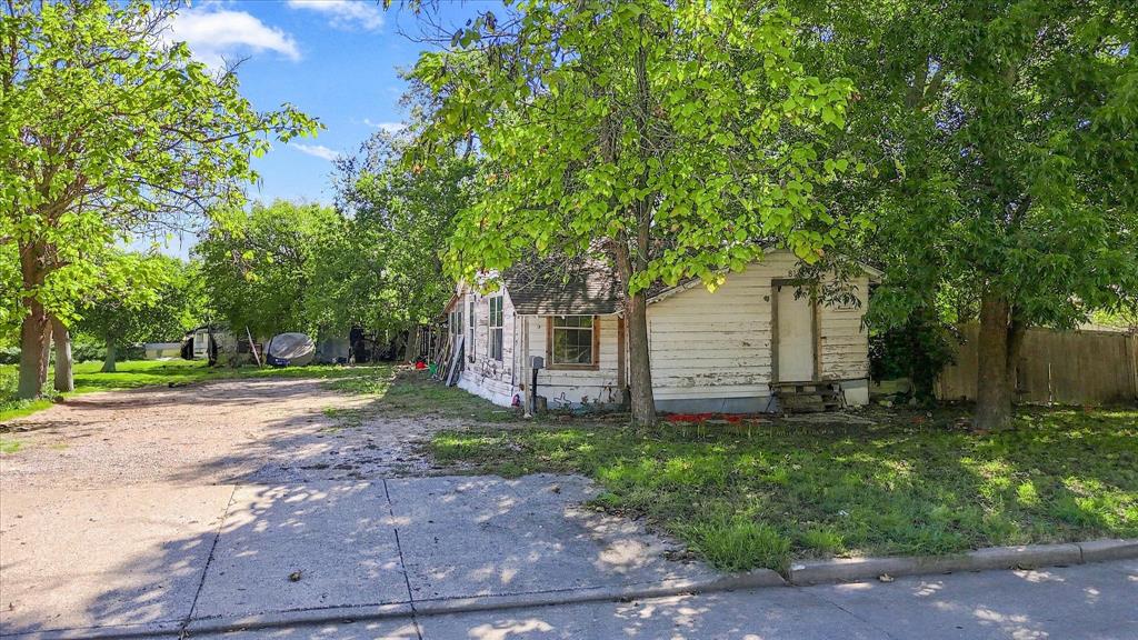 817 S Main Street Property Photo 21