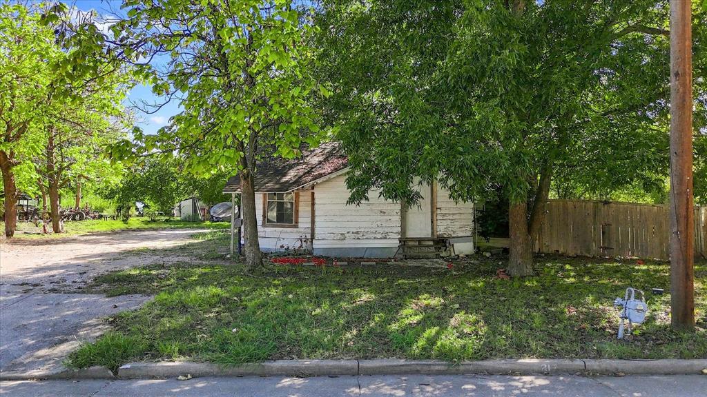 817 S Main Street Property Photo 22