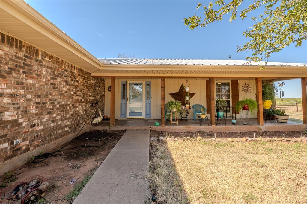 5178 Navajo Trl Property Photo 1
