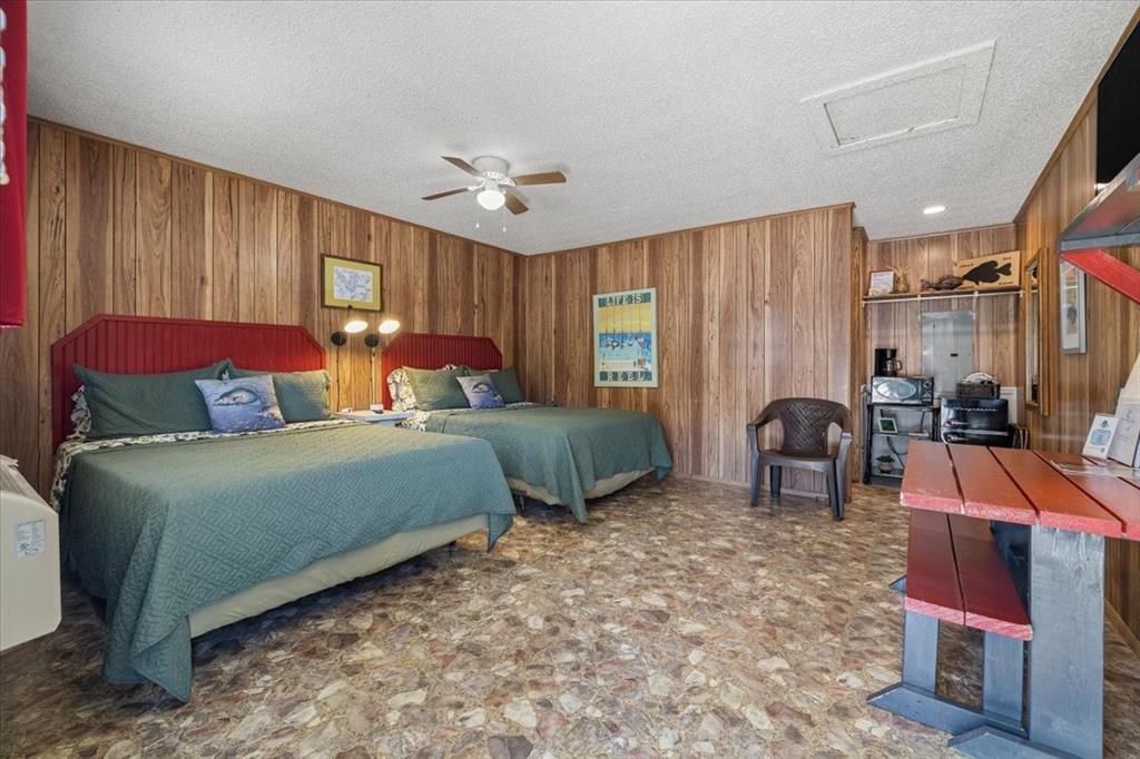 2784 W Highway 154 Property Photo 17