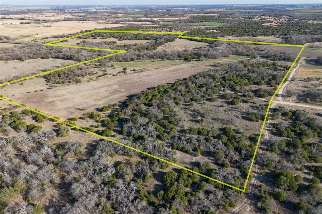 1208 & 1398 Private Road 1399 Property Photo 5