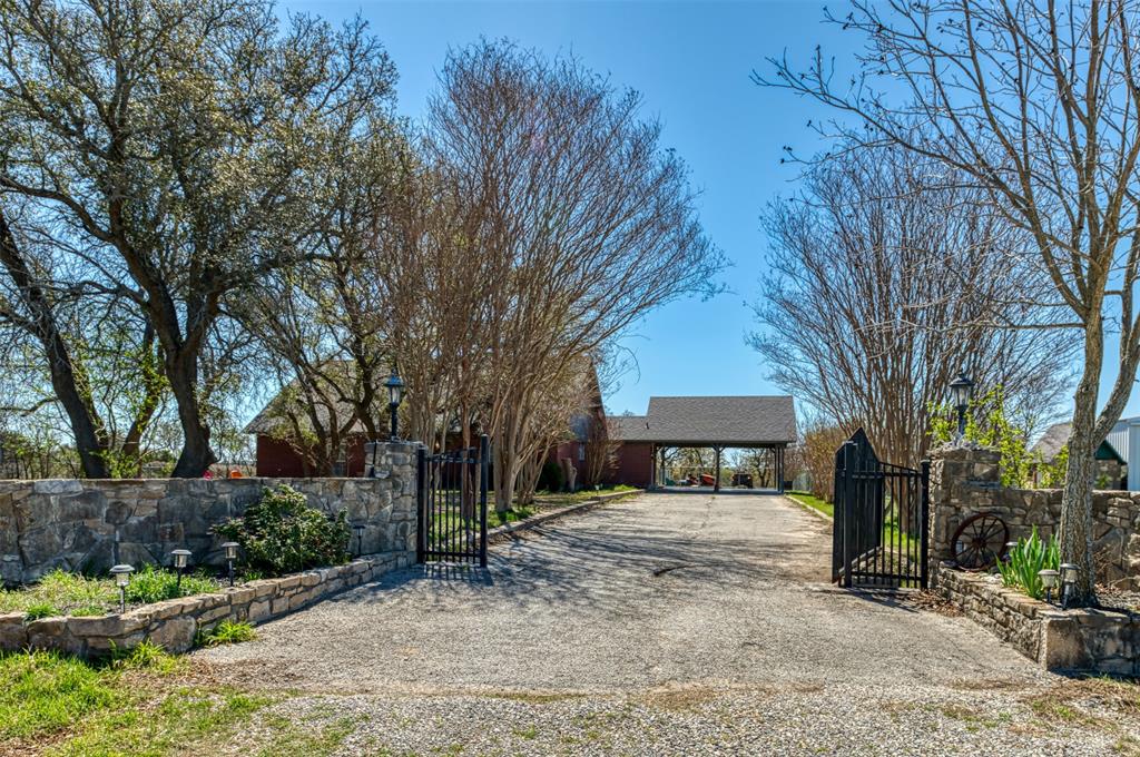 1208 & 1398 Private Road 1399 Property Photo 10