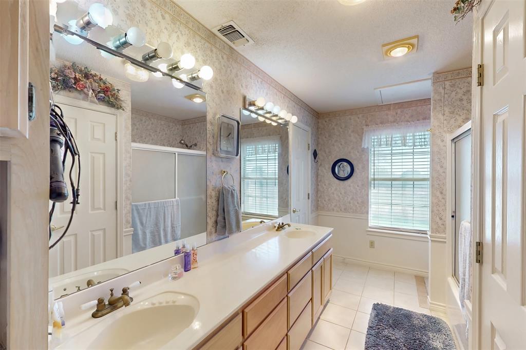 1208 & 1398 Private Road 1399 Property Photo 31
