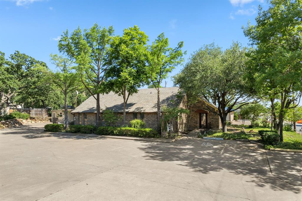 1317 East Property Photo 3