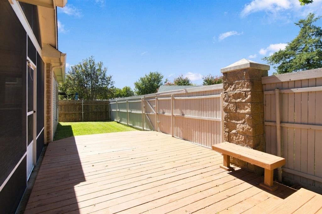 636 Wyndham Circle Property Photo 32