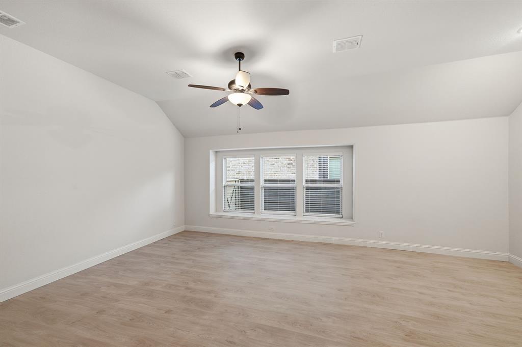 7428 Wispy Willow Lane Property Photo 14