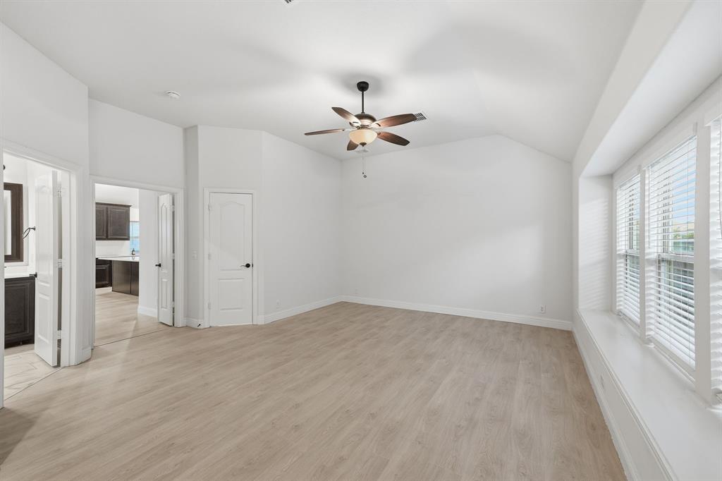 7428 Wispy Willow Lane Property Photo 17