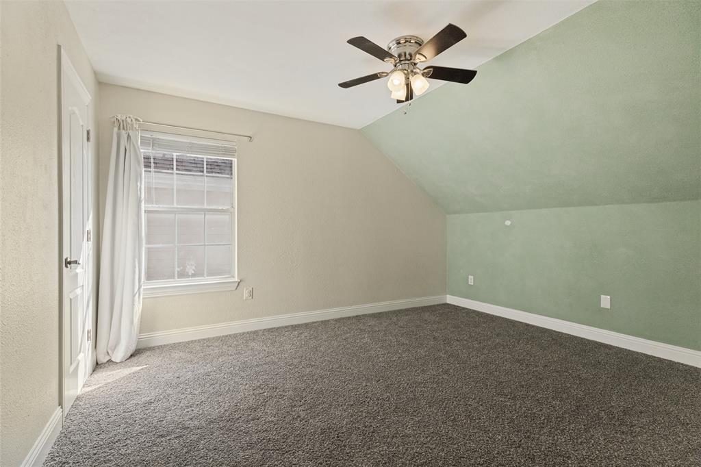 136 S College Street Property Photo 20